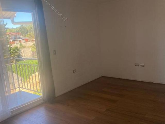 Amplio departamento sector Prat Villa alemana