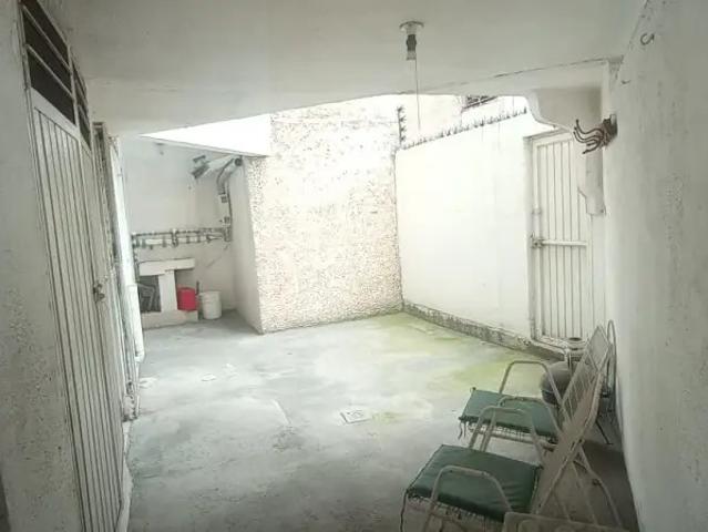 Amplio departamento sobre avenidas principales en Guadalupe