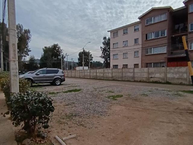 AMPLIO DEPTO EN BELLOTO CON ESTACIONAMIENTO CERRADO
