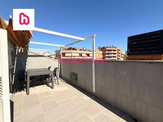 Amplio dúplex exterior con terraza y sala polivalente en Sant Maure – Santa Margarida de Montbui