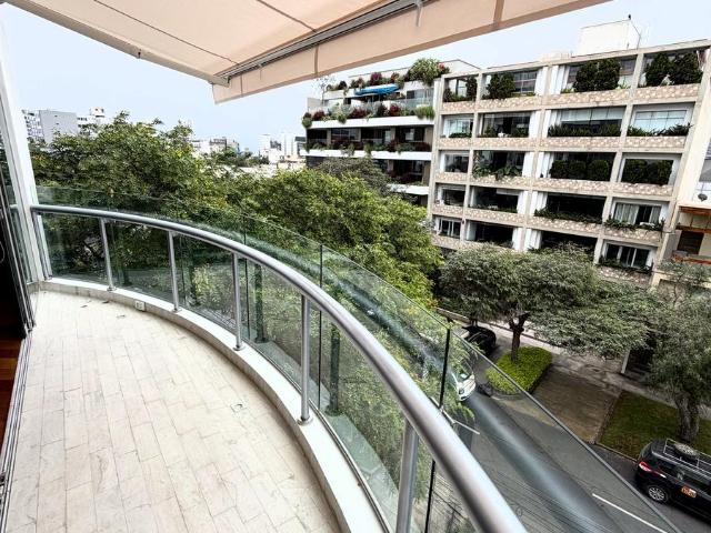 AMPLIO FLAT TOTALMENTE REMODELADO EN ALQUILER – SAN ISIDRO