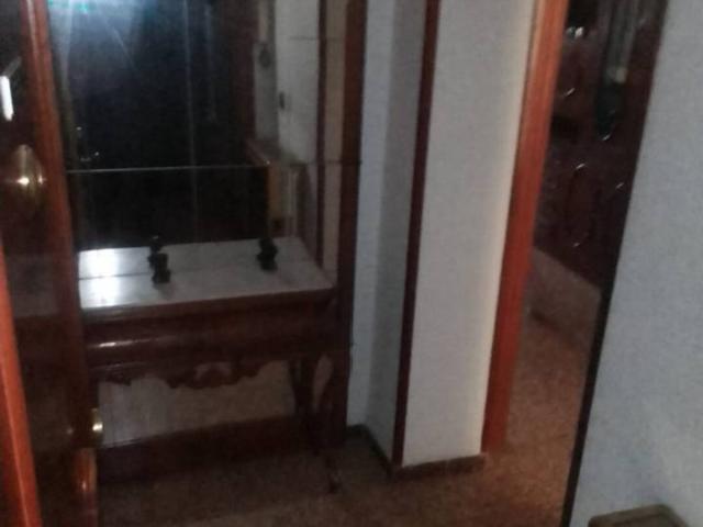 Amplio Piso totalmente exterior