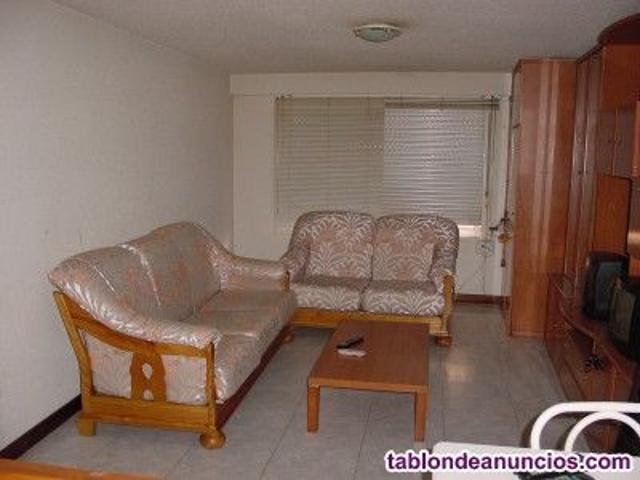 Amplio piso cerca de la glorieta de Tres Cruces con Av Cardenal Cisneros