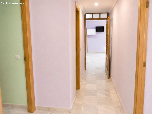 AMPLIO PISO CON 4 HABITACIONES, 2 BAÑOS, AMUEBLADO