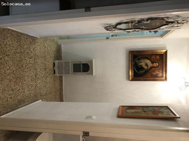 Amplio Piso de 4 Dormitorios en el Corazón del Centro, Ideal para Estudiantes