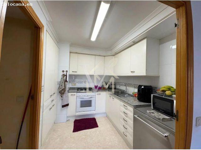 Amplio piso de 119 m2 con terraza, garaje y ascensor