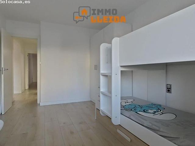Amplio piso de alquiler en Balaguer con terraza