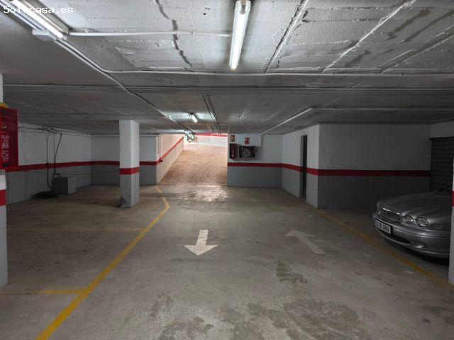 Amplio piso en Torre del Mar, 3 dormitorios y parking