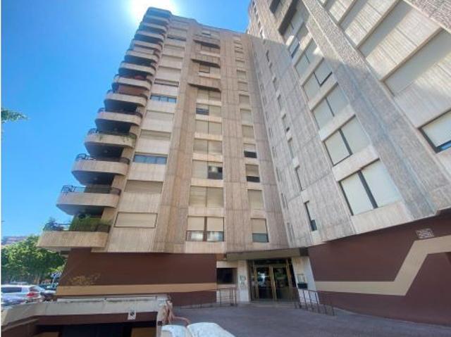 Amplio piso en venta en Logroño