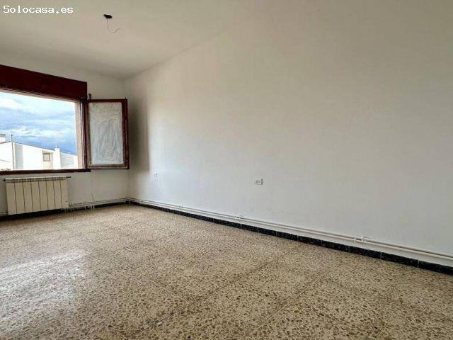 Amplio piso en venta en Manlleu