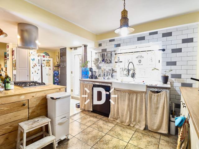 Amplio Piso en Venta en Sant Isidre, Valencia