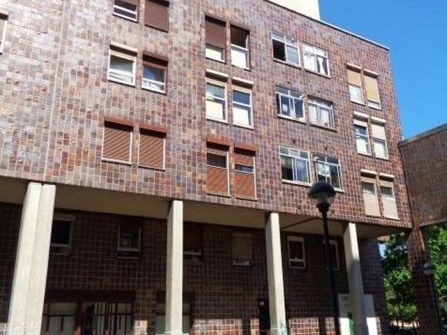 Amplio piso en Vitoria, ideal para tu familia ✨No Visitable Sin Posesión