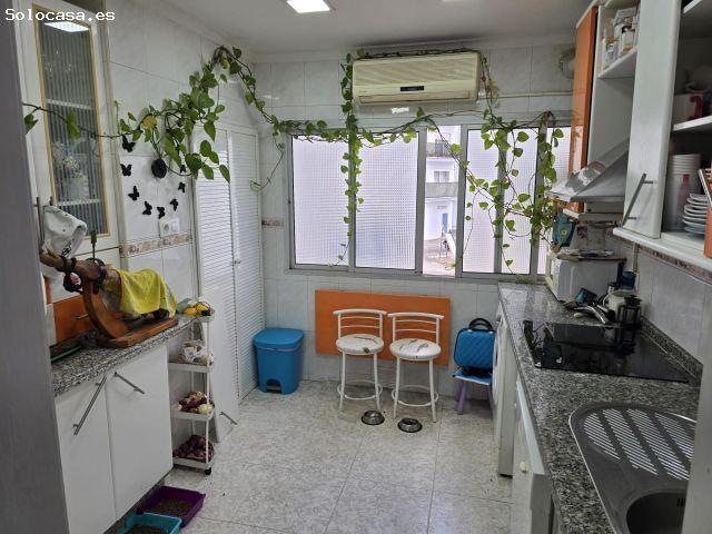 AMPLIO PISO EN ZONA DELICIAS
