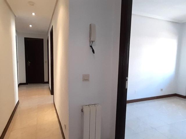 Amplio piso en alquiler con terrazas en Delicias, Valladolid