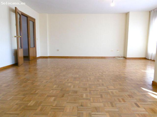 Amplio Piso en Alquiler en Valladolid Zona Arturo Eyries El Palero