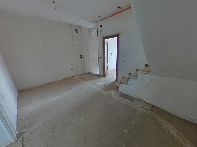Amplio piso en Badajoz con balcón y terraza ¡Oportunidad única!