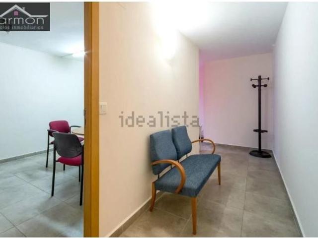 Amplio Piso en Gandía Ideal para Vivienda y Oficina
