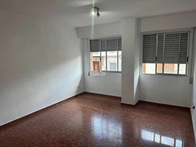Amplio Piso en Godella