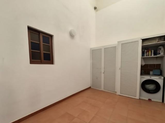 AMPLIO PISO EN GRANADILLA DE 3 DORMITORIOS