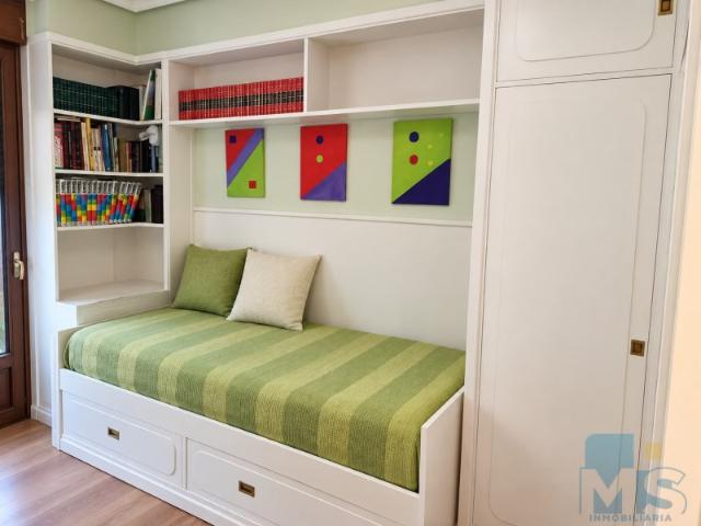 AMPLIO PISO EN OLETA EN VENTA