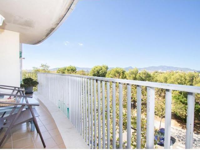 Amplio piso familiar con terraza, parking y trastero en Son Cladera