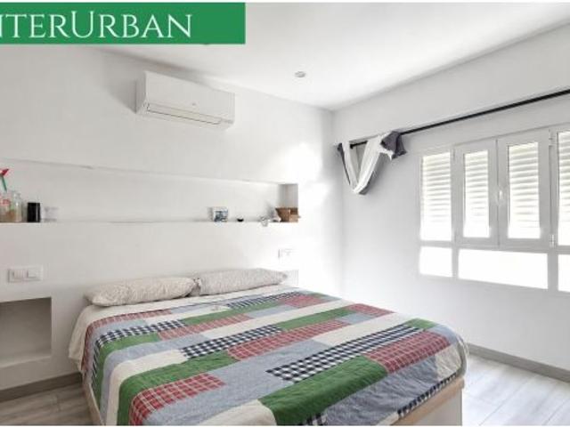 Amplio piso reformado de 4 habitaciones y muchísima luz en Llíria