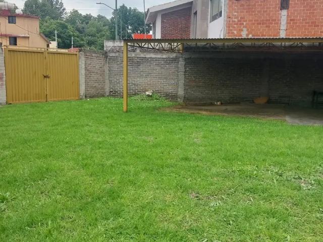 Amplio terreno