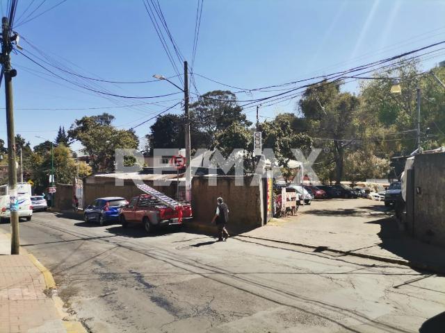Amplio terreno al sur de la Ciudad