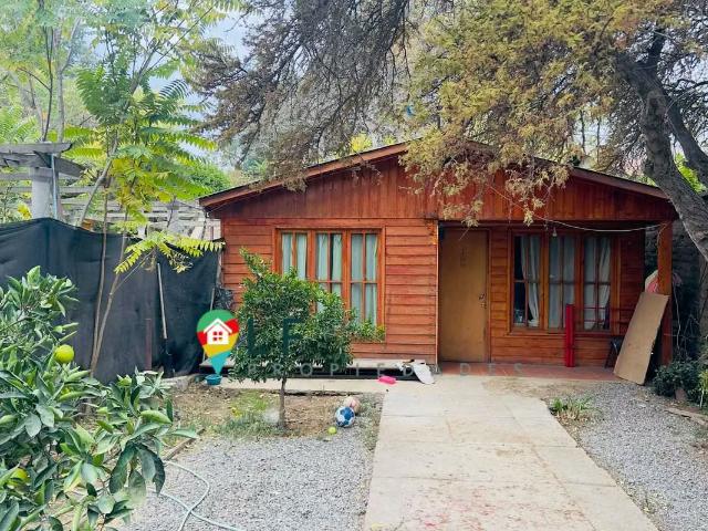 Amplio terreno, centrico, 3 casas habilitadas 1021 | dormitorios por 220000. 00 en Tiltil
