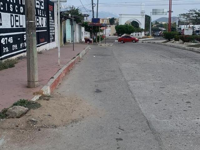 AMPLIO TERRENO EN VENTA