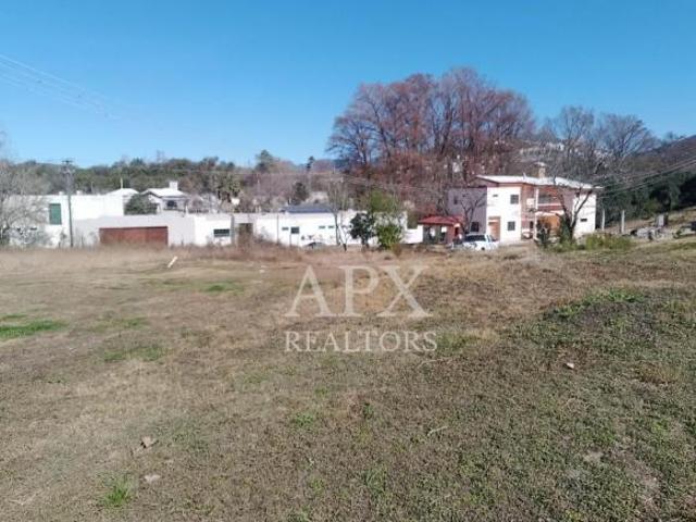 Amplio Terreno en venta zona El cercado, Santiago