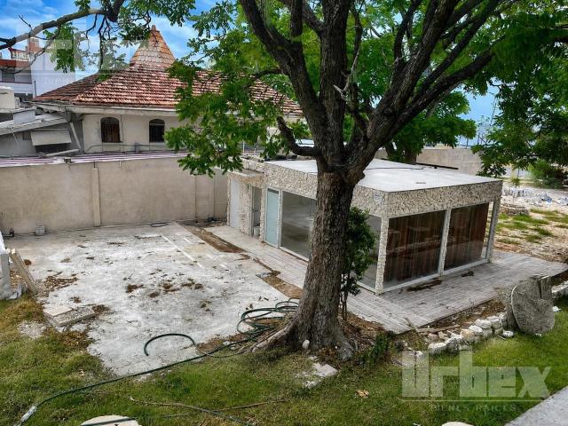 AMPLIO TERRENO EN VENTA EN EL MALEC?N DE CAMPECHE
