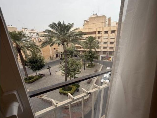 Amplio y Céntrico Piso en Alquiler en Elche €1400