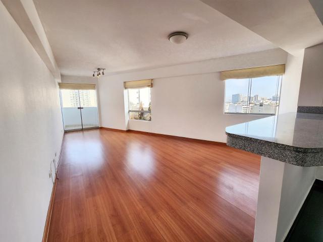 Amplio y cómodo departamento, en la mejor zona de Miraflores