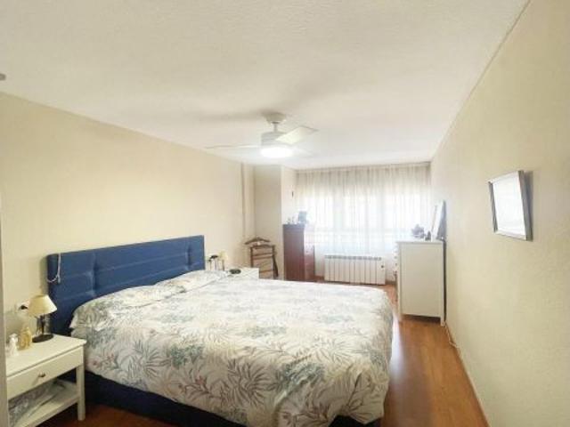 Amplio y Confortable Piso en La Florida, Alicante Ideal para Familias