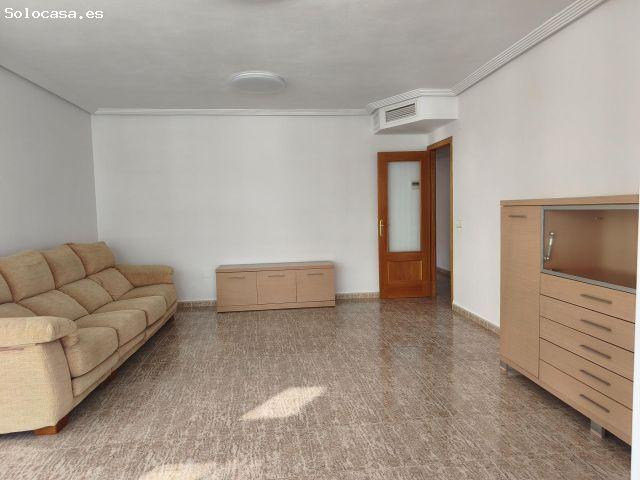 Amplio y Luminoso piso con garaje en centro de Molina de Segura¡
