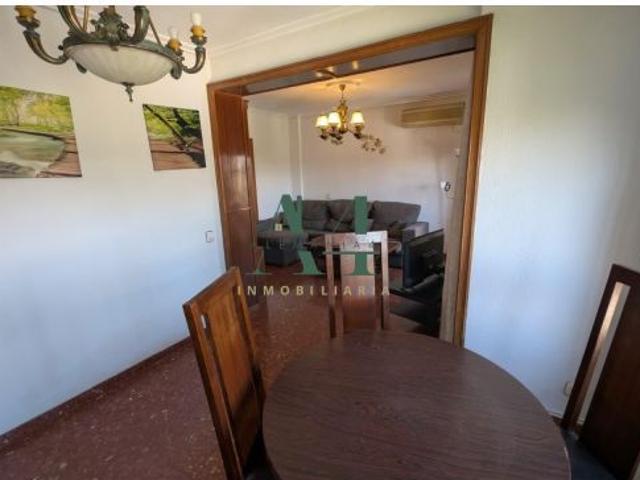 Amplio y Luminoso Piso en el Corazón de Cáceres €980/mes. Estudiantes
