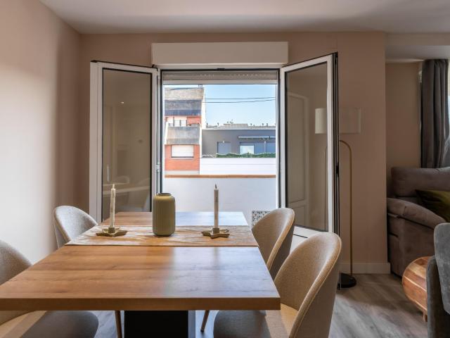 Amplio y luminoso piso en Fozaneldi Tenderina, Oviedo €240.000