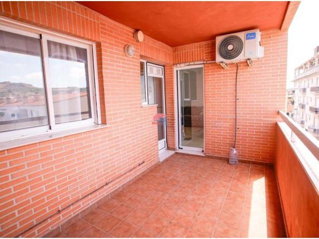 Amplio y Luminoso Piso en Sagunto Ideal para Familias