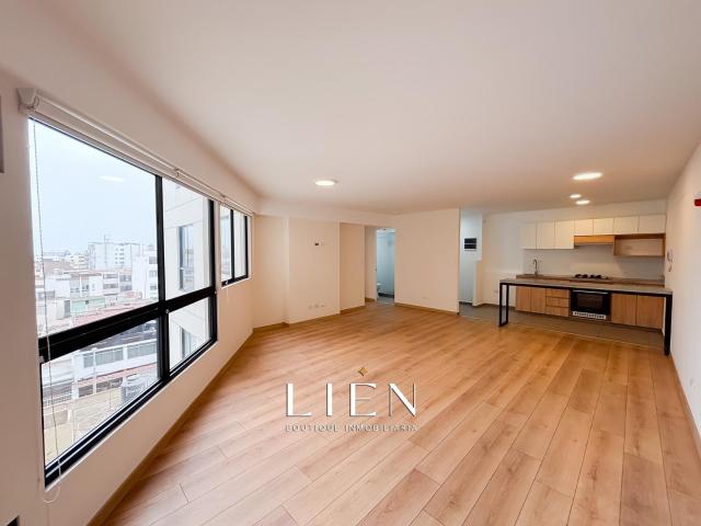 Amplio y moderno departamento de 2 habitaciones y sin cochera en la mejor zona de Pueblo Libre