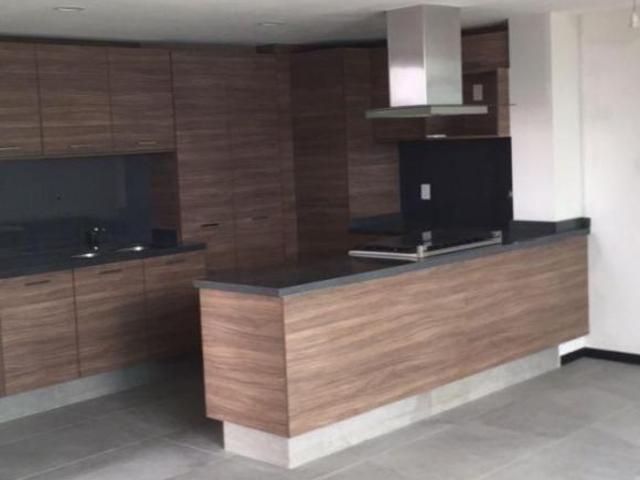 Amplio y moderno departamento en Puertas del Tule, con balcón