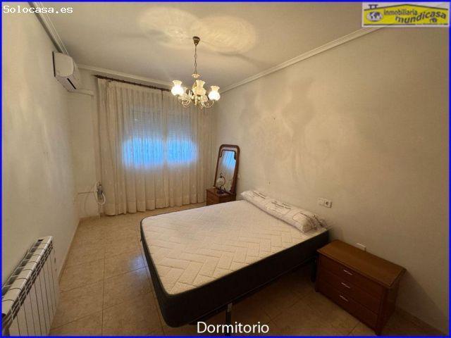 Amplio y Moderno Piso en el Centro de Santomera con Parking
