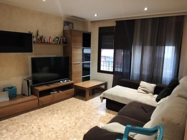 Amplio y Moderno Piso en Toscar, Elche ¡Tu Nuevo Hogar Te Espera! ✨