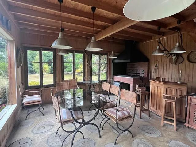 Amplia con hermosa con casa | Ubicación central | 4 dormitorios por 36000.00 en Puerto Montt