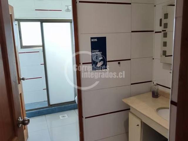 Amplia Casa 4 dorm. 3 Baños + Quincho, Bodega y Piscina | 4 dormitorios por 10000.00 en Los Ángeles