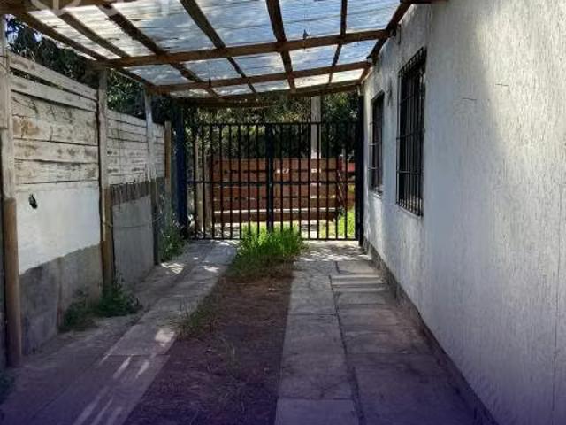 Amplia Casa 3D1B, en sector semi rural La Calera | 3 dormitorios por 63000. 00 en Calera