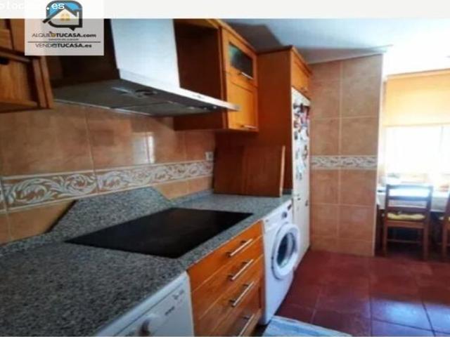AMPLIA CASA VENTA DE BAÑOS