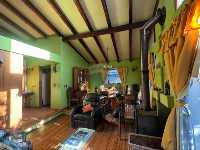 Amplia casa centro de buin 3d+3b | 3 dormitorios por 9000.00 en Buin