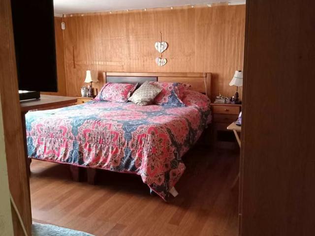 Amplia casa central, quilpue, acepta oferta 87019 | 4 dormitorios por 215000. 00 en Quilpué