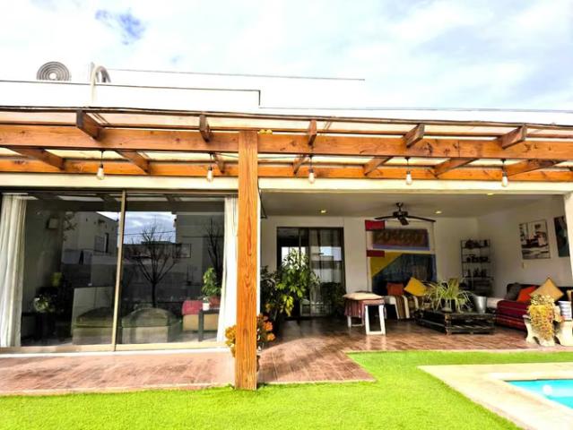 Amplia Casa cerca Colegio Saint Louis School 1747 | dormitorios por 4750.00 en Tiltil
